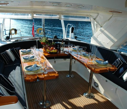 שטים אל מעבר לדמיון