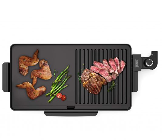 משטח צלייה ובישול חשמלי מבית Black&Decker עם אפשרות לביצוע 2 פעולות בכלי אחד: צלייה וטיגון ללא שמן