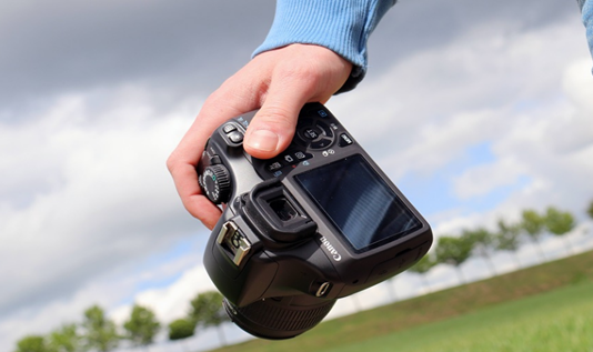 צלם לאירועים – האם חובה שיהיה אחד כזה גם באירוע שלכם