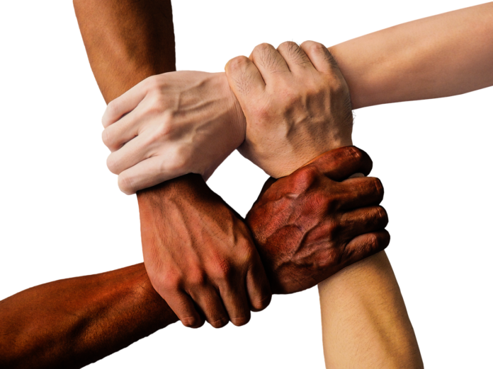 hands-1917895_1280 הוסטל לנפגעי נפש